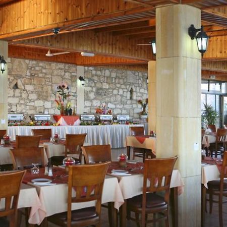 קורל ביי Corallia Beach Hotel Apartments מראה חיצוני תמונה