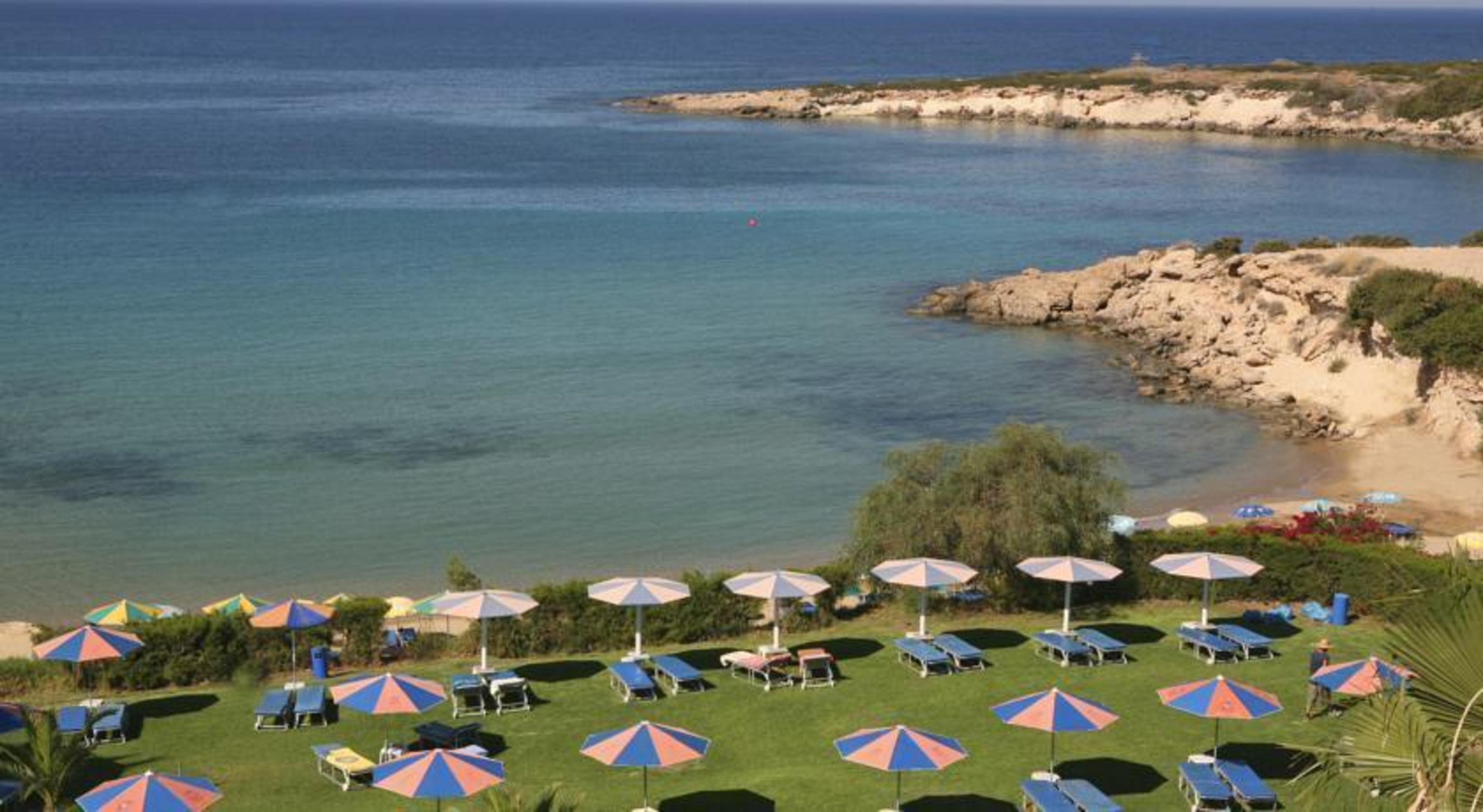 קורל ביי Corallia Beach Hotel Apartments מראה חיצוני תמונה