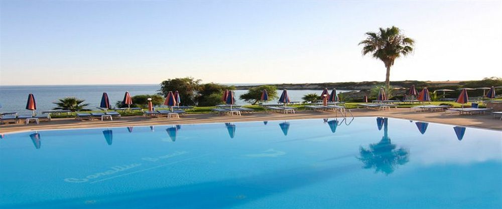 קורל ביי Corallia Beach Hotel Apartments מראה חיצוני תמונה
